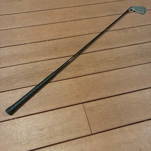 Men's 1999 Right Handed Iron Set Regular Flex Graphite Shaft (Used)