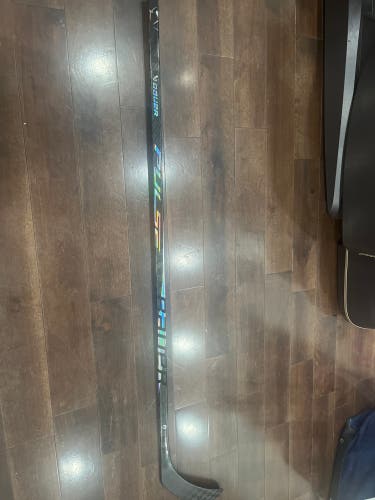 Senior Bauer Pulse Right Handed Hockey Stick P86 70 Flex Pro Stock (New)