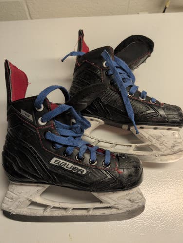 Black Bauer Hockey Skates Size 3