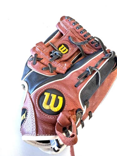 Used Wilson A500 BB/SB Glove RH Throw Brown 11 1/2" 11860-S000313485