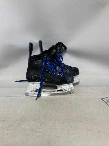 Used Bauer NEXUS 2700 Junior Hockey Skate Junior 04 11823-S000041146