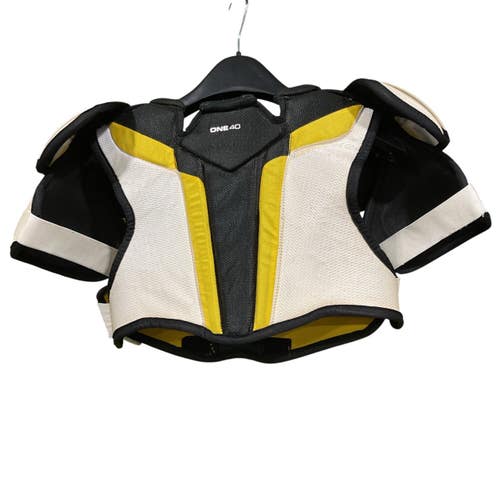 Used Bauer Junior Shoulder Pads SM 11847-S000037718
