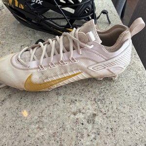 White Men's Size M 12.5 (W 13.5) Adult Nike Huarache 9 Elite Mid Mid Top Molded Cleats (Used)