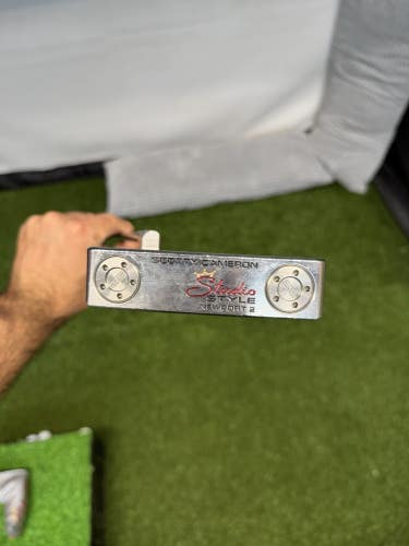Lefty Titleist Scotty Cameron Studio Style Newport 2 Putter Steel 35 Inch W HC