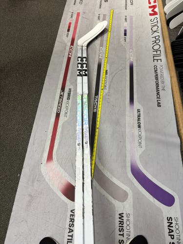 Senior CCM Ribcor Trigger 9 Pro Right Handed Hockey Stick W71 85 Flex (2-pack)