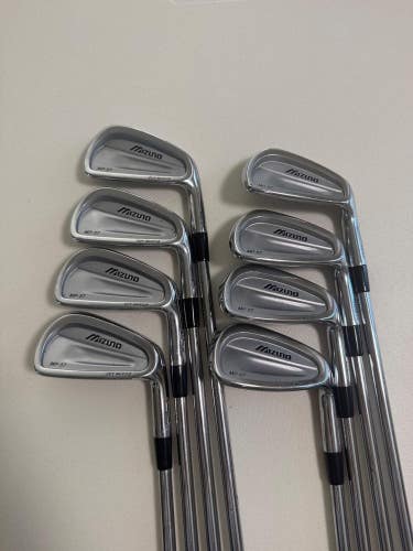 Mizuno MP 57 Iron Set 3-PW Dynalite Gold R300 Regular Flex +1/2" NICE