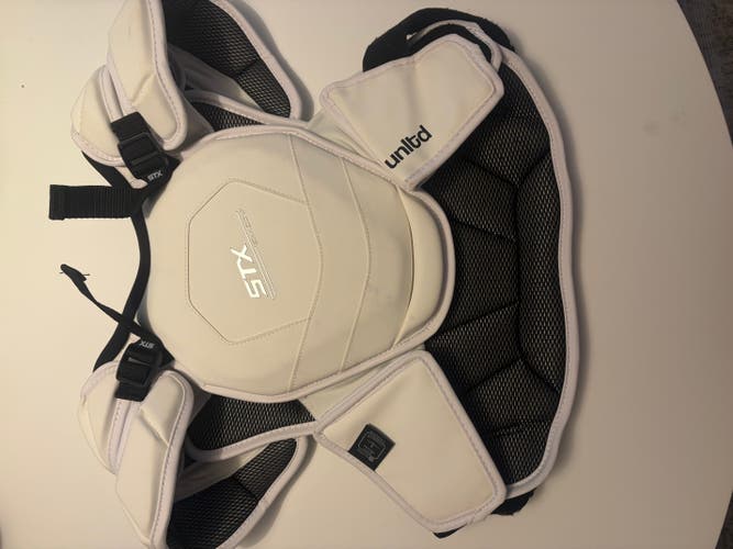 Large Youth STX Shadow Shoulder Pads (Used)