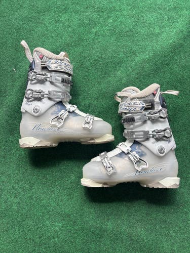 Women's Nordica NXT N3W Ski Boots (Used) | Mondo 27.5 (320mm)