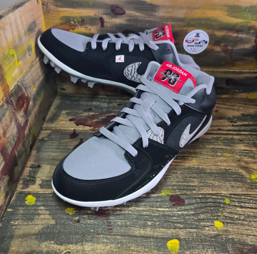 NEW Jordan Stadium 90 Low TD Black Cement Football Cleats HQ0210-060 Mens Sz 9.5