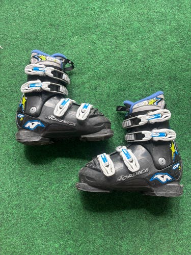 Kid's Nordica GPTJ Ski Boots (Used) | Mondo 21.5 (250mm)