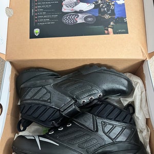 Black Men's Size M 8.0 (W 9.0) Youth Reebok Mid Top Turf Cleats (New)