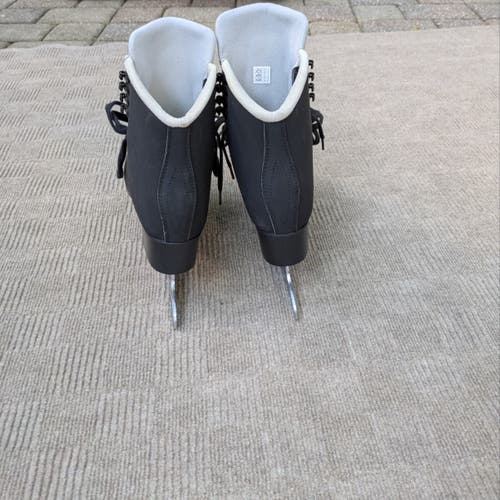 Jackson Ultima Figure Skates B Adult 7.5 (Used)