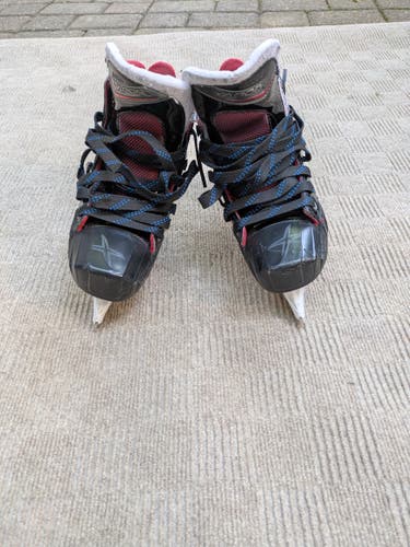 2015 Bauer Vapor X900 Hockey Goalie Skates Regular Width Size 3.5 (Used)