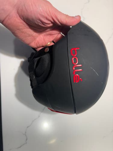 Unisex Small Bolle B Style Helmet (Used)
