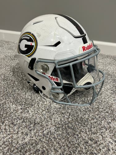 White Youth Small Riddell SpeedFlex Helmet (Used)