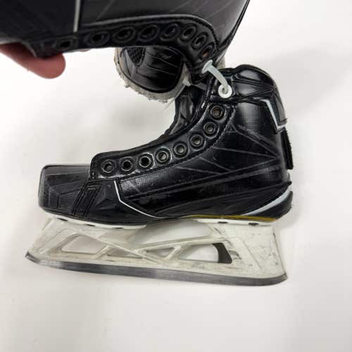 Used Bauer Supreme S190 Goalie Skates | Size 2 D | J138