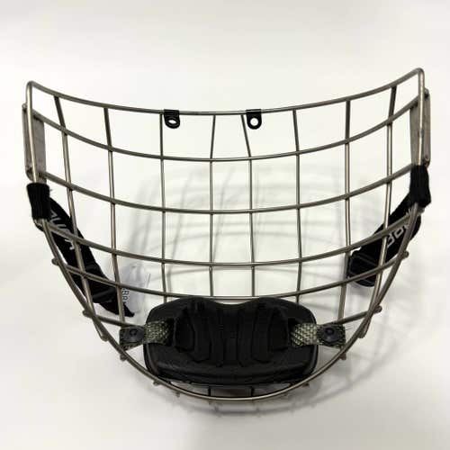 Like New Silver Bauer Profile III Cage | Medium | AB816