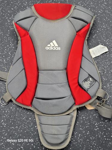 Used Adidas YOUTH CAPTAIN CHEST PROTECTOR Catchers Chest Protector Grey Intermed 11849-S000042817