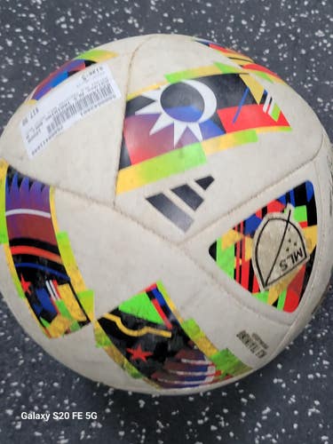 Used Adidas MLS TRAINING BALL MATCH REPLICA All Size Soccer Ball White 5 11849-S000042801