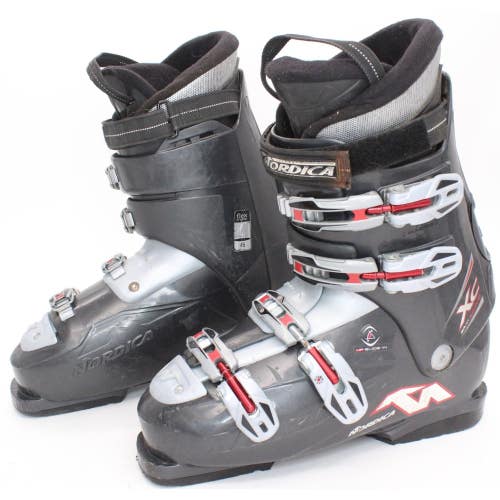 Nordica Easy Move XC Ski Boots - Size 9.5 / Mondo 27.5 Used