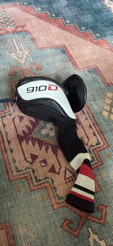 2010 Titleist 910 D2 Right Handed Driver Stiff Flex 44" (Used)