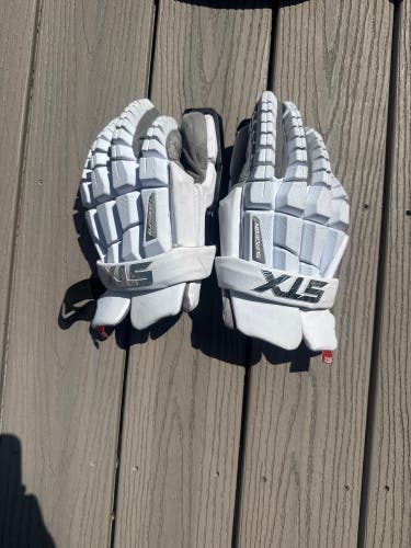 STX Surgeon RZR2 Lacrosse Gloves (Used)