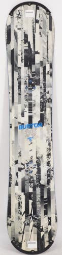 Burton Super Hero Smalls Snowboard - 138 cm Used
