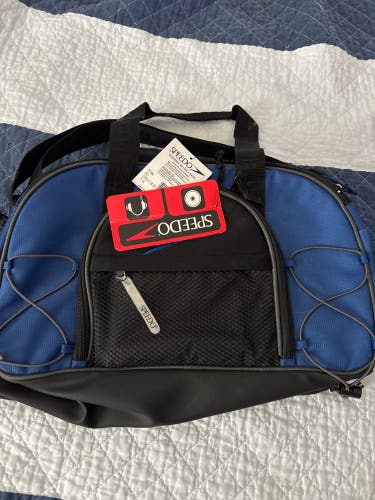 Blue Adult Unisex Small / Medium speedo Duffle Bag (New)