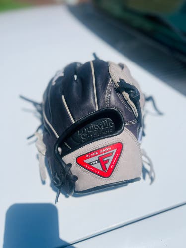 Louisville Slugger TPX RH Infield Baseball Glove 11.5" (Used)