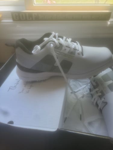 Men's Size 13.0 (W 14.0) Golf Shoes (New)