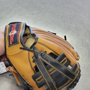 Used TBALL 9.5 BB/SB Glove RH Throw None 9 1/2" 11497-C000160353
