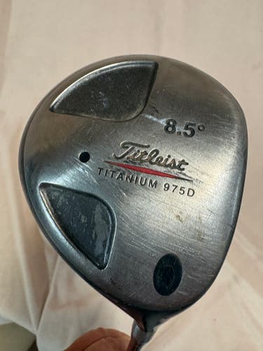 Men's Titleist 975 D Right Handed Driver Stiff Flex Graphite Shaft (Used)