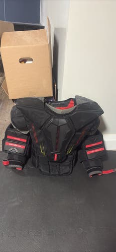 Large 2023 Bauer Vapor Hyperlite 2 Goalie Chest Protector (Used)