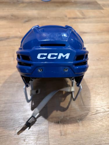 Small CCM Tacks 720 Helmet (Used)