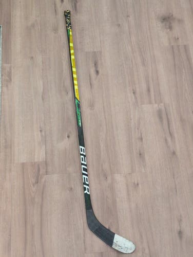 Senior Bauer Supreme Ultrasonic Left Hand Hockey Stick P28 87 Flex