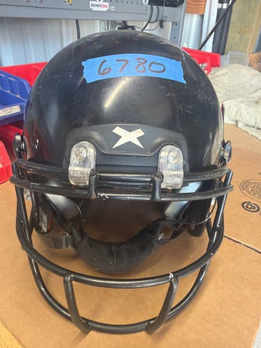 USED XENITH X2E+ YOUTH FOOTBALL HELMET - LARGE - BLACK