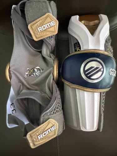 Large Adult Navy Issued Maverik Rome Arm Pads (New)