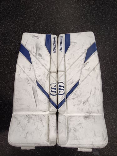 30" Warrior Ritual G7 Pro Goalie Leg Pads Pro Stock (Used)