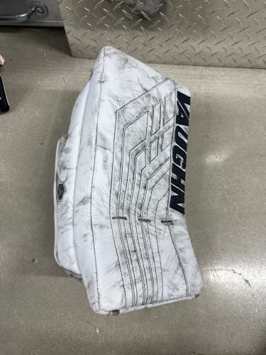 NHL DANIL TARASOV Vaughn VE8 Pro Carbon Regular Pro Stock (Used)