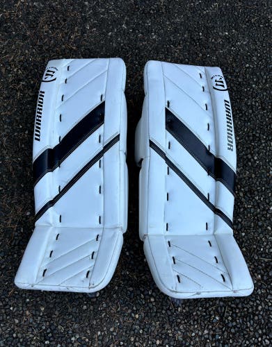 24" Warrior Ritual G4 Goalie Leg Pads (Used)