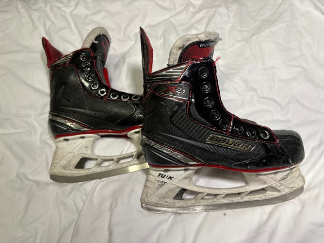 2019 Bauer Vapor X2.7 Hockey Skates Regular Width 1 (Used)