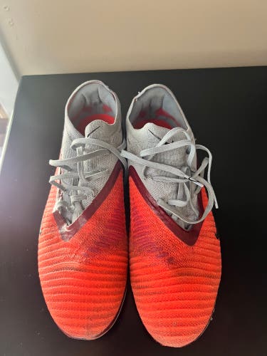 Red Unisex Size M 9.5 (W 10.5) Nike Phantom 6 Elite Cleats (Used)