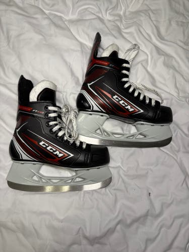 CCM Jetspeed FT440 Youth Ice Hockey Skates – Like New – One Owner