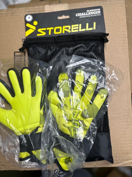 STORELLI CHALLENGER GOALIE GLOVES SIZE 4 NIB