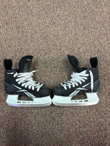 Reebok 1K Hockey Skates Size 3.5 (New)