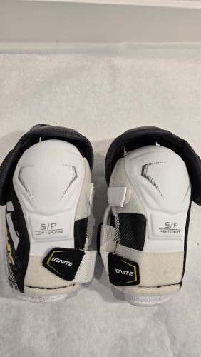 Senior Bauer Supreme Ignite Pro Elbow Pads Small (Used)
