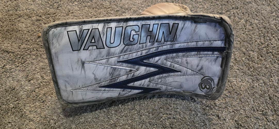 Vaughn Velocity 7500 Full Right (Used)