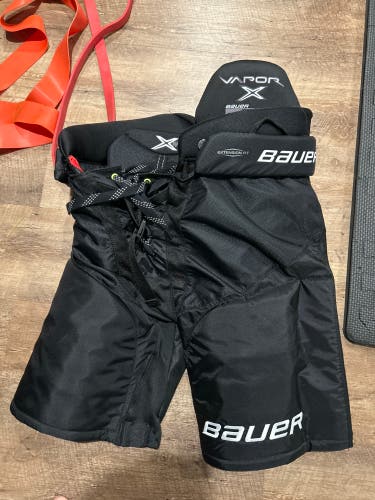 Intermediate Medium Bauer Vapor X Hockey Pants (New)
