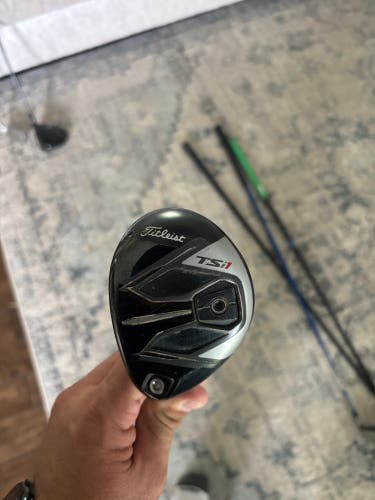 Men's 2020 Titleist TSi1 Left Hand Hybrid Regular Flex 6H (Used)