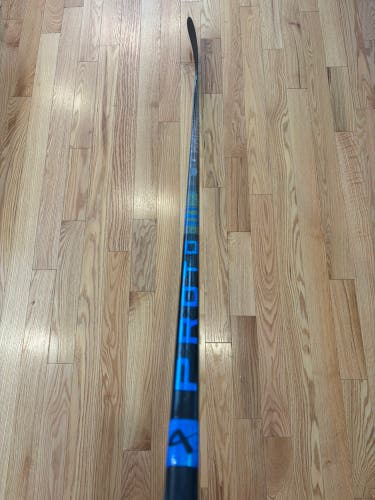 Senior Bauer Nexus 2N Pro XL Right Handed Hockey Stick P92 87 Flex Pro Stock (New)